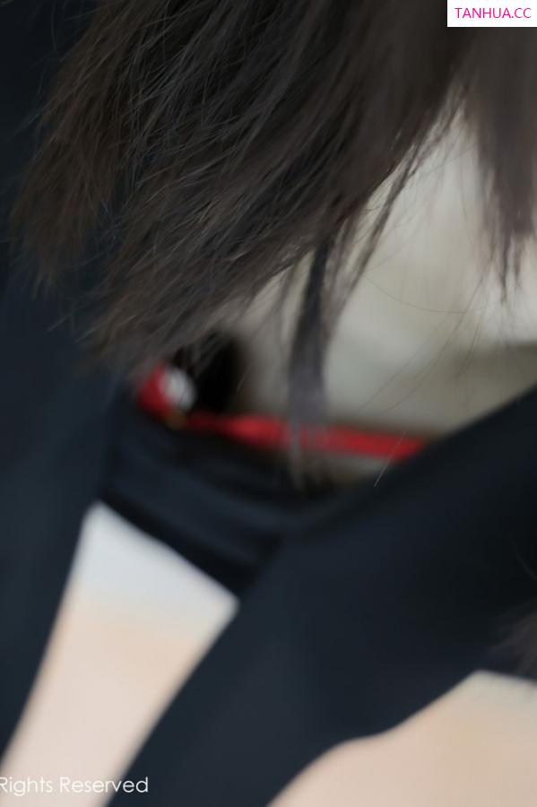 西门小玉  粉墨少女西门小玉 鲜艳多姿猩红服饰第55张图片